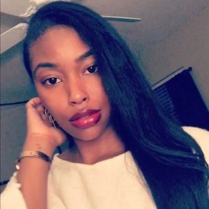 Meet your Posher, Jada